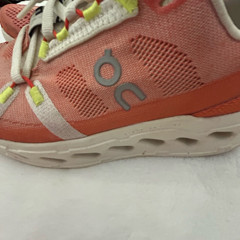 On Running Women’s cloud eclipse Mesh Athletic Ru… - image 5